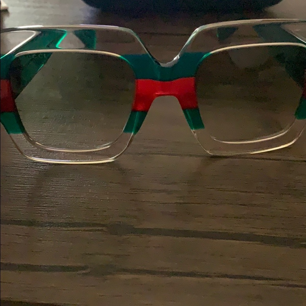 Gucci Sunglasses - Picture 5 of 10